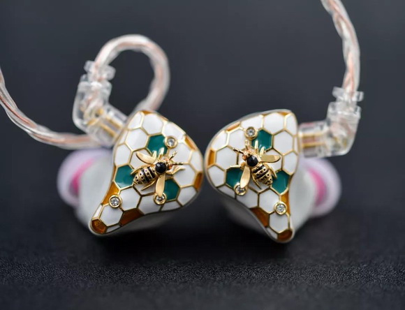 7_resize.jpg 7_resize.jpg