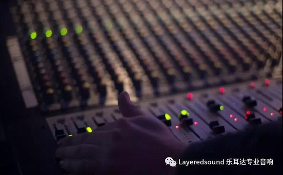 2_resize.jpg 2_resize.jpg