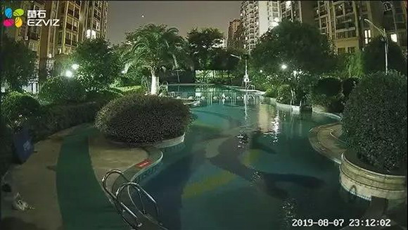 2_resize.jpg 2_resize.jpg