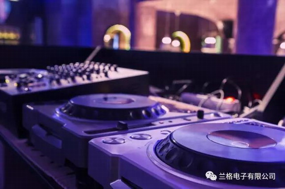 3_resize.jpg 3_resize.jpg