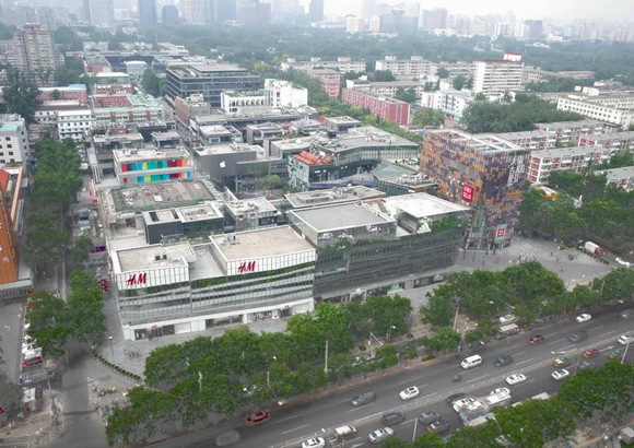 1_resize.jpg 1_resize.jpg