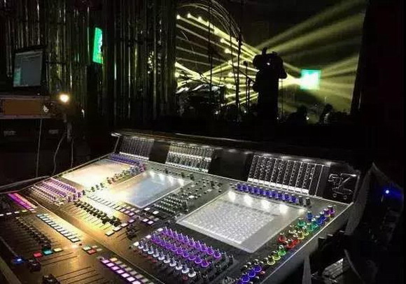 1_resize.jpg 1_resize.jpg