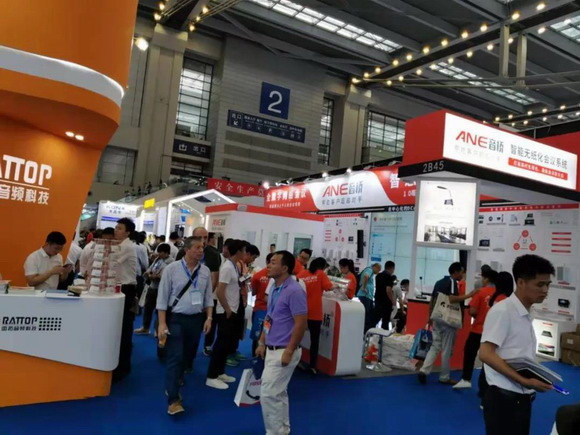 2_resize.jpg 2_resize.jpg